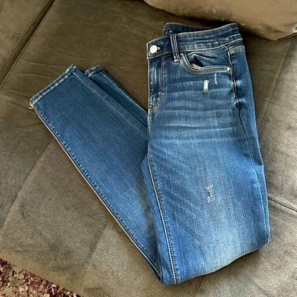 White House Black Market Skinny Mid Rise Jeans Skinny